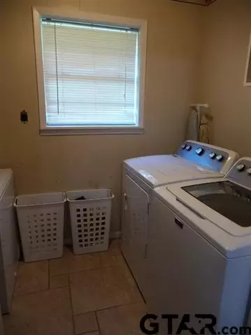 203 Mockingbird, Gilmer, TX 75644 photo 19
