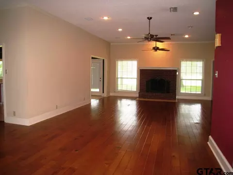 328 Kickapoo St, Frankston, TX 75763 photo 13