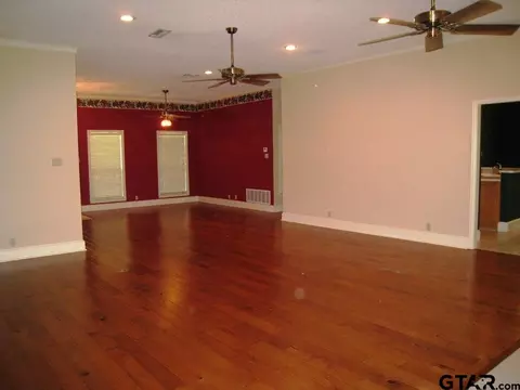 328 Kickapoo St, Frankston, TX 75763 photo 17