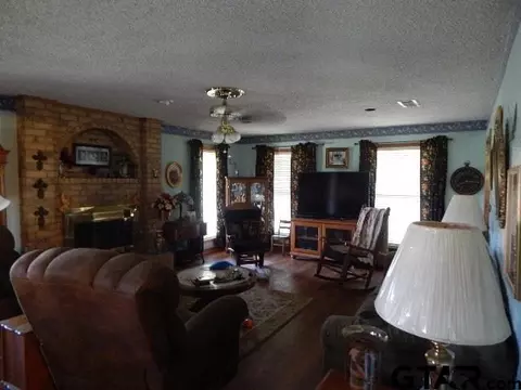 1423 Lime Tree, Gilmer, TX 75644 photo 5
