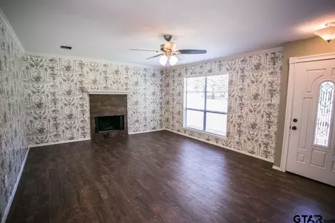 8386 Cedar Ridge Dr, Tyler, TX 75708 photo 4