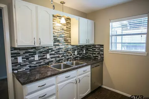 8386 Cedar Ridge Dr, Tyler, TX 75708 photo 11
