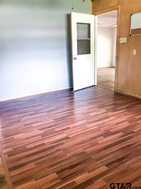 684 E Main, Van, TX 75790 photo 8