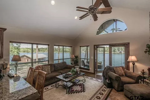 793 Eagle Point Dr E, Mount Vernon, TX 75457 photo 25