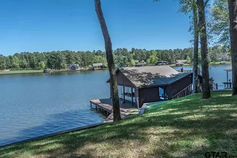 793 Eagle Point Dr E, Mount Vernon, TX 75457 photo 3