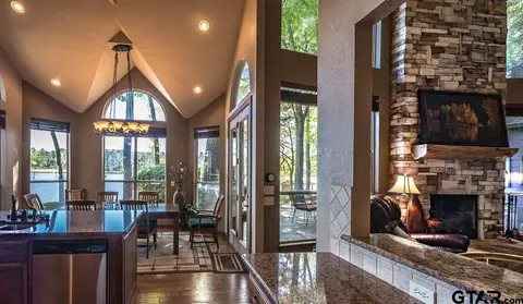 793 Eagle Point Dr E, Mount Vernon, TX 75457 photo 12