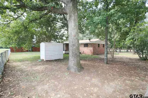 233 Hideaway Ln E, Hideaway, TX 75771 photo 21