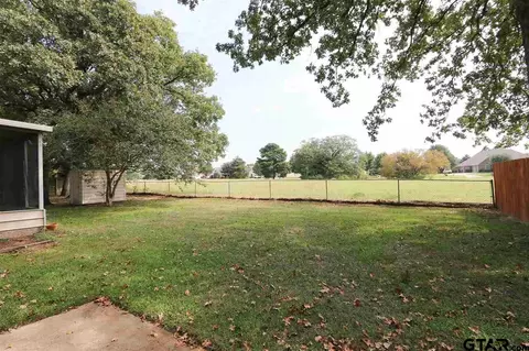 233 Hideaway Ln E, Hideaway, TX 75771 photo 20