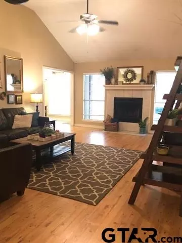 3717 Mark Dr, Longview, TX 75604 photo 9