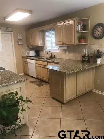 3717 Mark Dr, Longview, TX 75604 photo 15