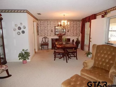 802 Park, Gilmer, TX 75644 photo 9
