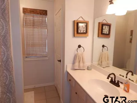 811 Toler Ct, Longview, TX 75604 photo 5