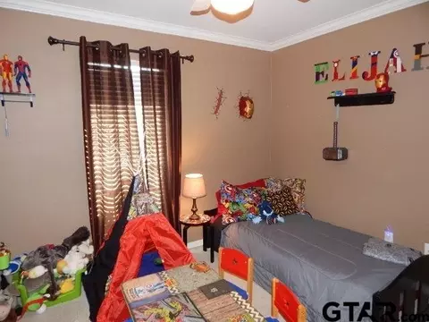 811 Toler Ct, Longview, TX 75604 photo 3