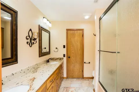 919 Regency Dr, Longview, TX 75604 photo 21