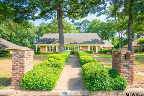 919 Regency Dr, Longview, TX 75604 photo 1