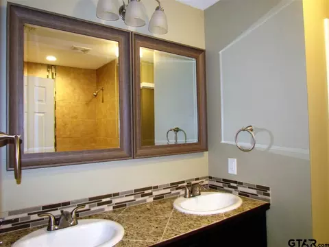 1614 Outer Dr, Tyler, TX 75701 photo 14