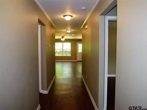 1614 Outer Dr, Tyler, TX 75701 photo 4