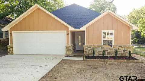 1614 Outer Dr, Tyler, TX 75701 photo 2