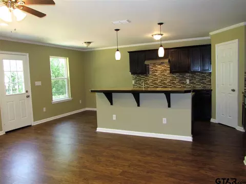 1614 Outer Dr, Tyler, TX 75701 photo 6