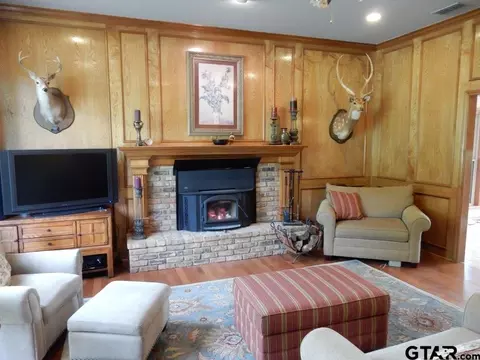 413 Hideaway Ln E, Hideaway, TX 75771 photo 4