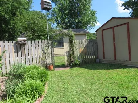 18259 Springmill Ct, Flint, TX 75762 photo 10