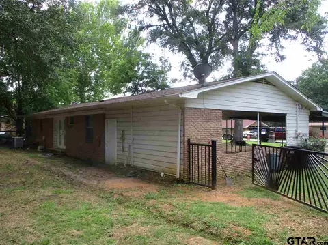 5358 Wayne Dr, Tyler, TX 75708 photo 3
