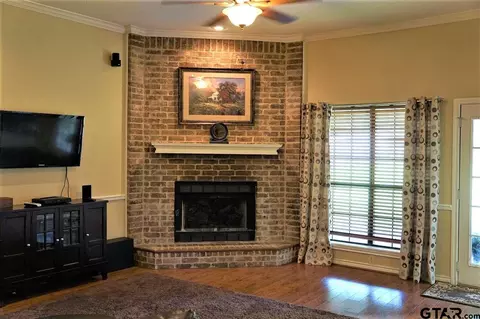 18255 Springmill Ct, Flint, TX 75762 photo 12