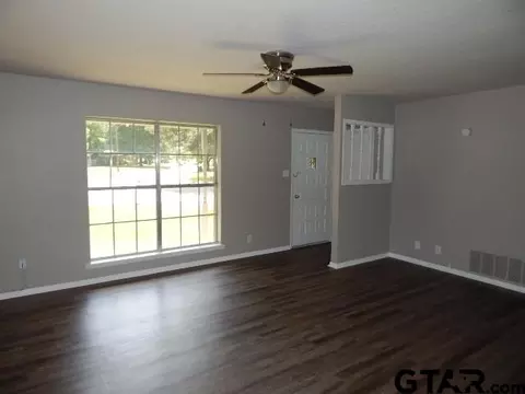 109 Crestline, Gilmer, TX 75644 photo 7