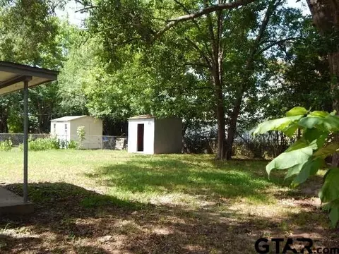 109 Crestline, Gilmer, TX 75644 photo 4