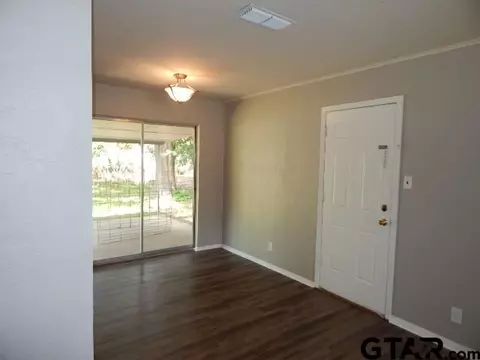109 Crestline, Gilmer, TX 75644 photo 8