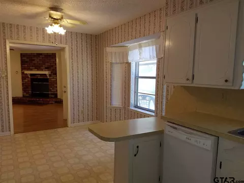 1316 Colgate, Longview, TX 75601 photo 6