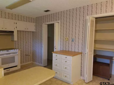 1316 Colgate, Longview, TX 75601 photo 11
