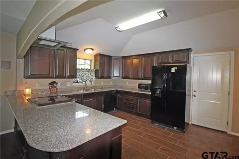 112 Walnut, Terrell, TX 75160 photo 10