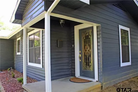 112 Walnut, Terrell, TX 75160 photo 4