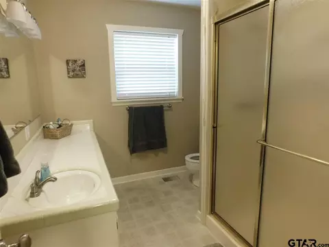 225 Spruce, Van, TX 75790 photo 22
