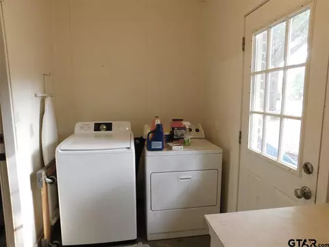 225 Spruce, Van, TX 75790 photo 7