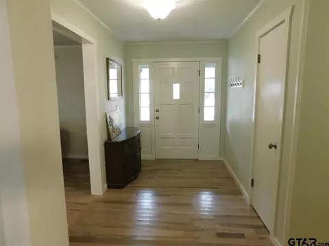 225 Spruce, Van, TX 75790 photo 3