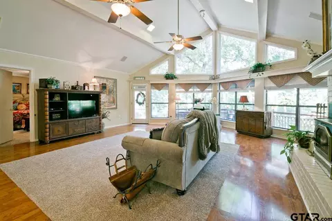541 Hideaway Ln E, Hideaway, TX 75771 photo 22