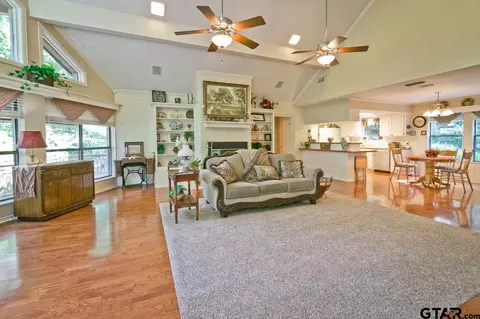 541 Hideaway Ln E, Hideaway, TX 75771 photo 19