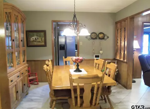 1916 Castlegate, Henderson, TX 75654 photo 5