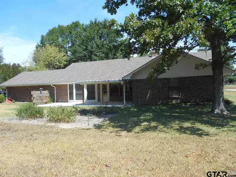 808 Lance Rd, Quitman, TX 75783 photo 2