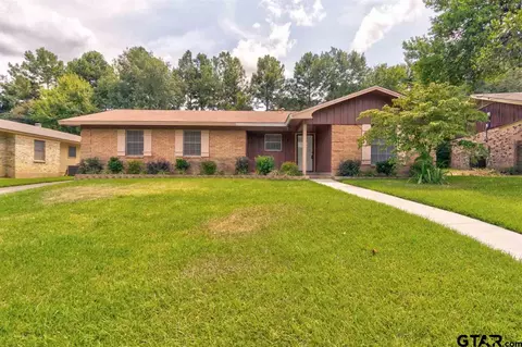 2807 Apache Trl, Tyler, TX 75703 photo 1