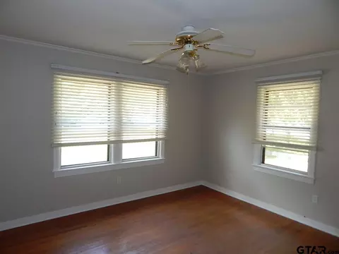 1007 Iris Ln, Gilmer, TX 75644 photo 17