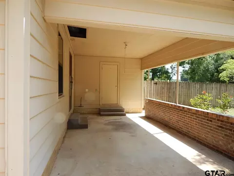 1007 Iris Ln, Gilmer, TX 75644 photo 28