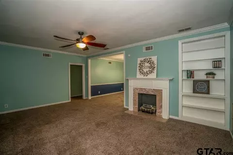 200 E Ann Dr, Longview, TX 75601 photo 4