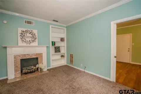 200 E Ann Dr, Longview, TX 75601 photo 5