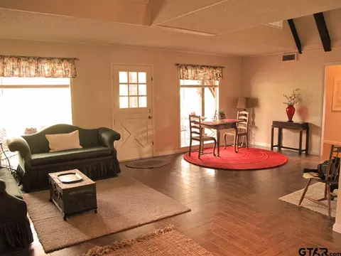 127 Hide A Way Ln E, Hideaway, TX 75771 photo 3