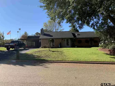3717 Dowell, Longview, TX 75604 photo 1