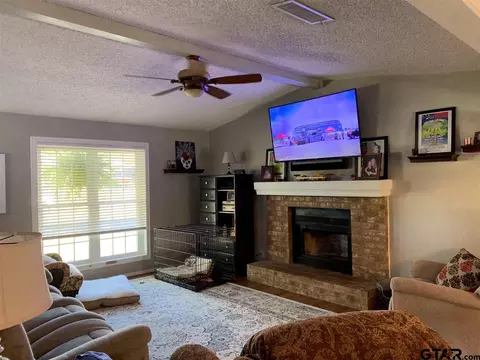 3717 Dowell, Longview, TX 75604 photo 2