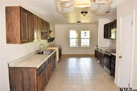 2500 Hunt Rd, Longview, TX 75604 photo 4